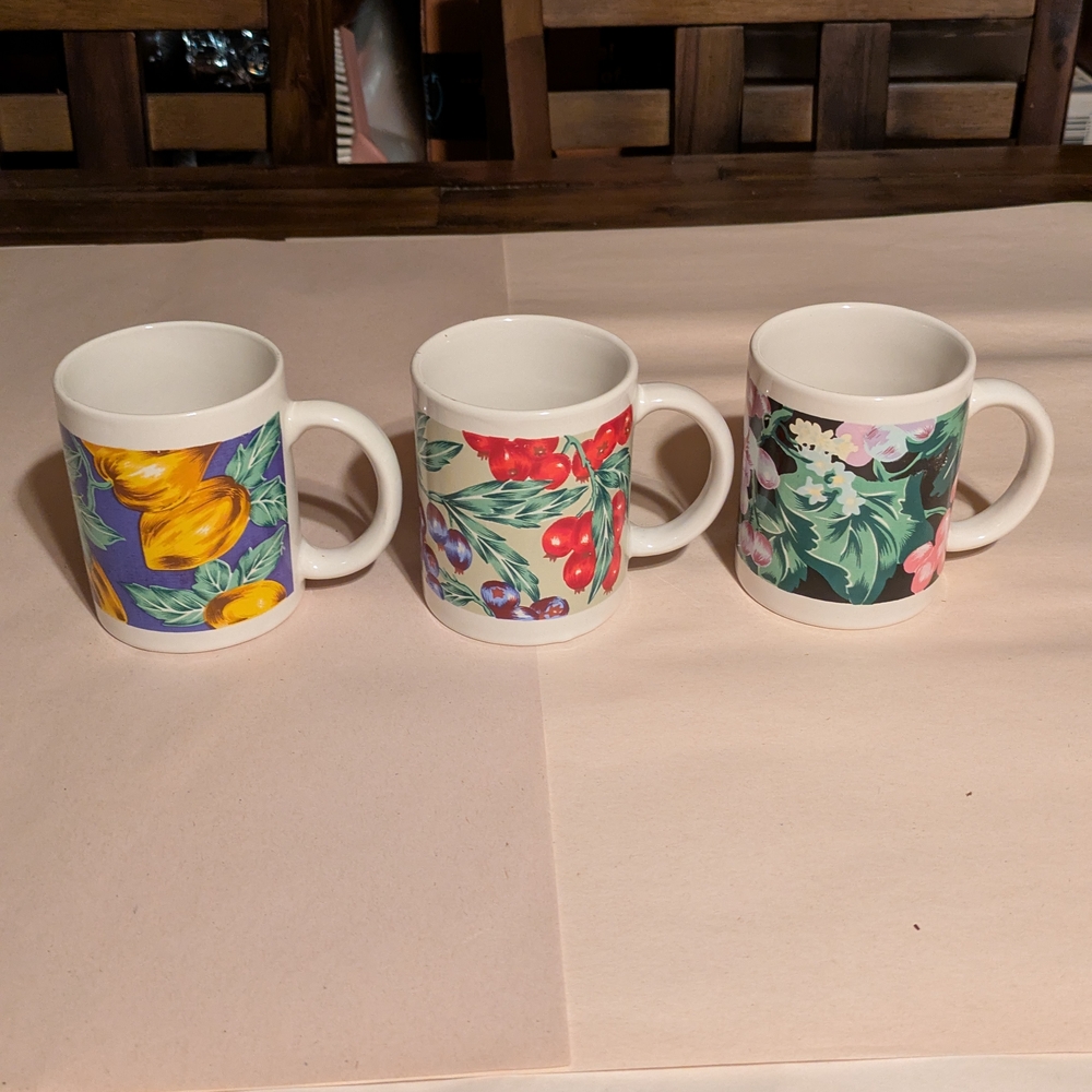 Floral Ceramic Mug Set - Multicolor